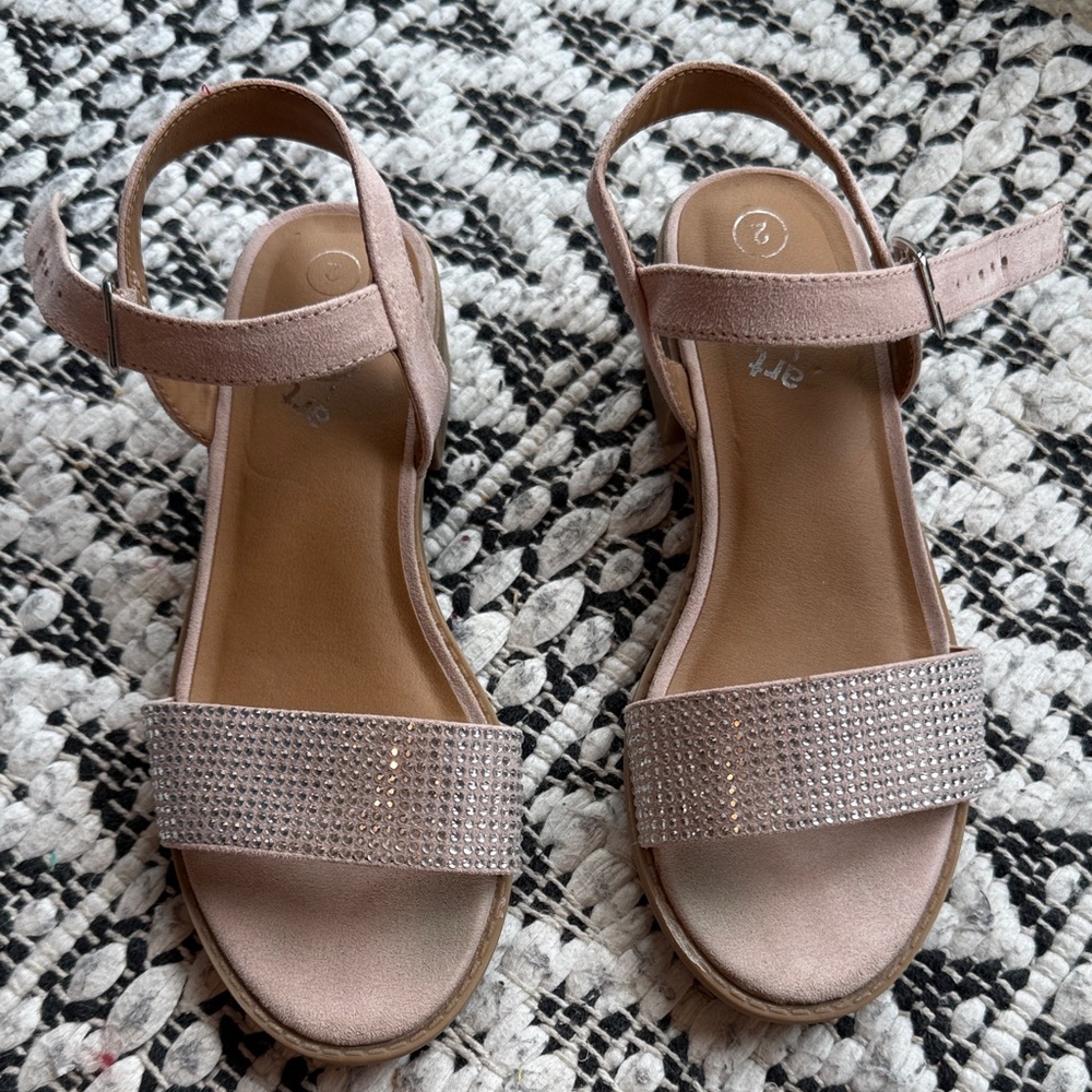 Girls size 2 rhinestone Elegant Pink strappy heel sandals. Art class - target